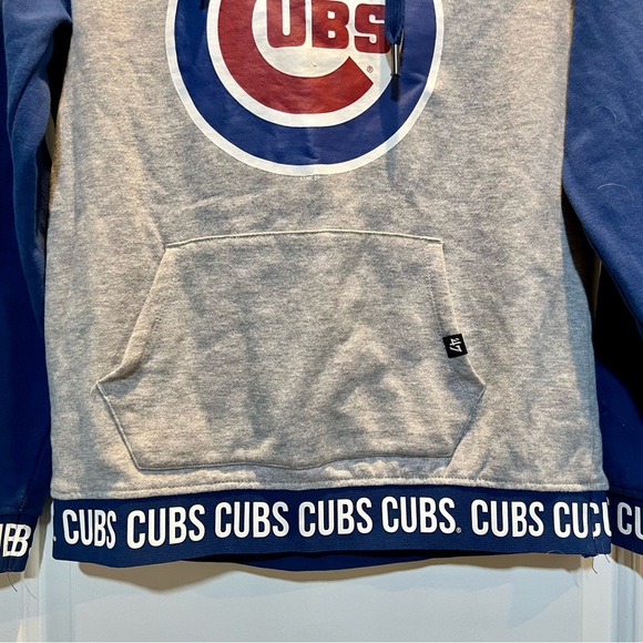 47 Womens Chicago Cubs Grey and Blue Raglan Hoodie - Picture 2 of 4